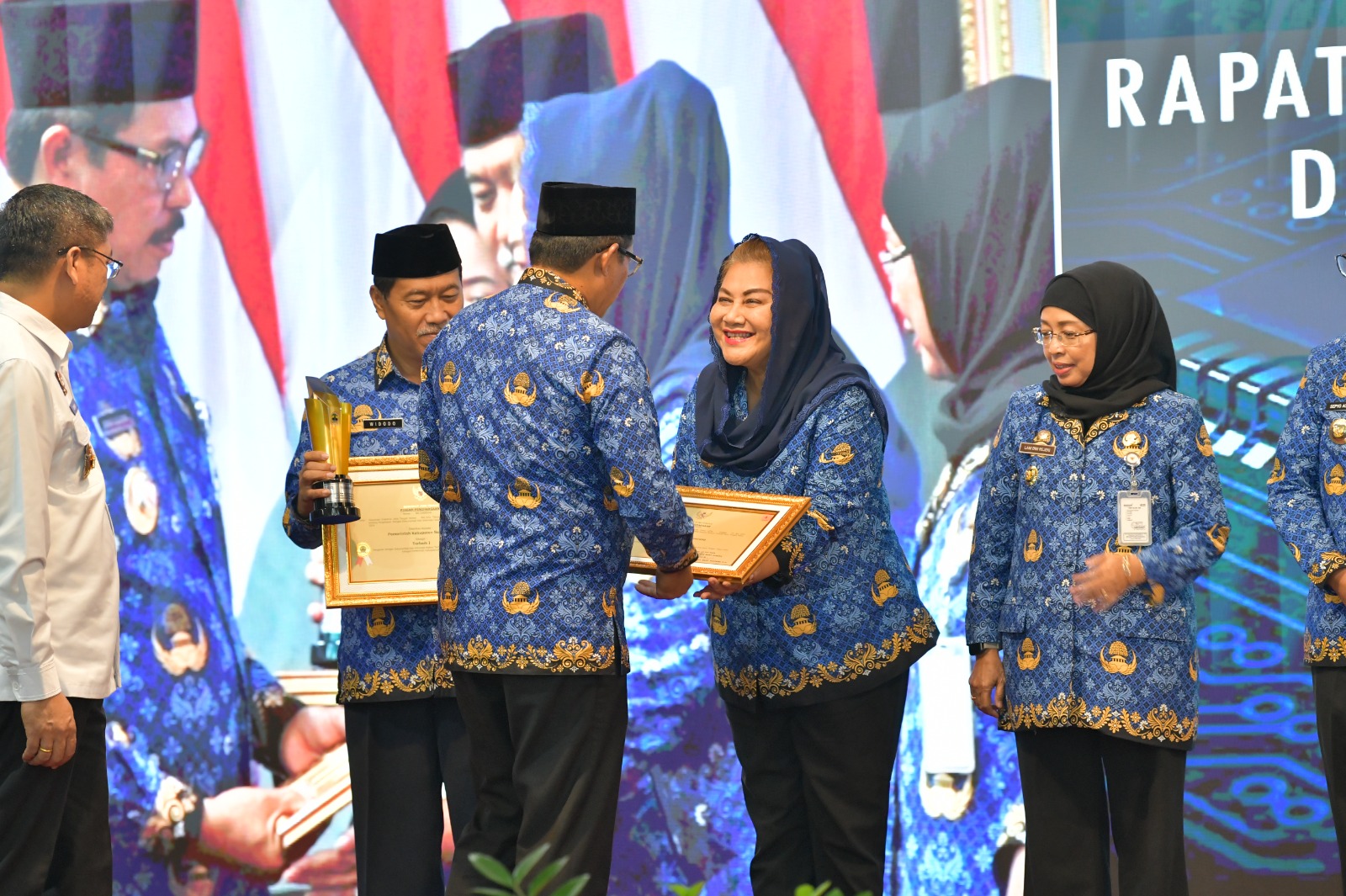 Penghargaan JDIH Terbaik di Tingkat Provinsi Jawa Tengah